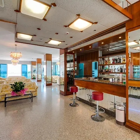 Hotel Majestic 3*