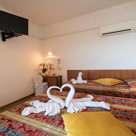 Majestic بيلاريا-إيجيا مارينا