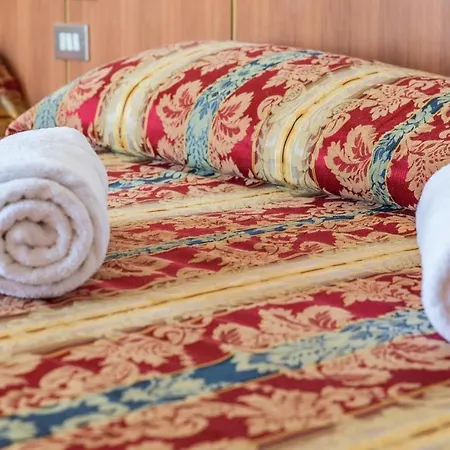 Majestic Hotel 3*