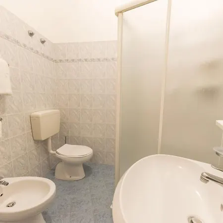 Majestic Hotel 3*